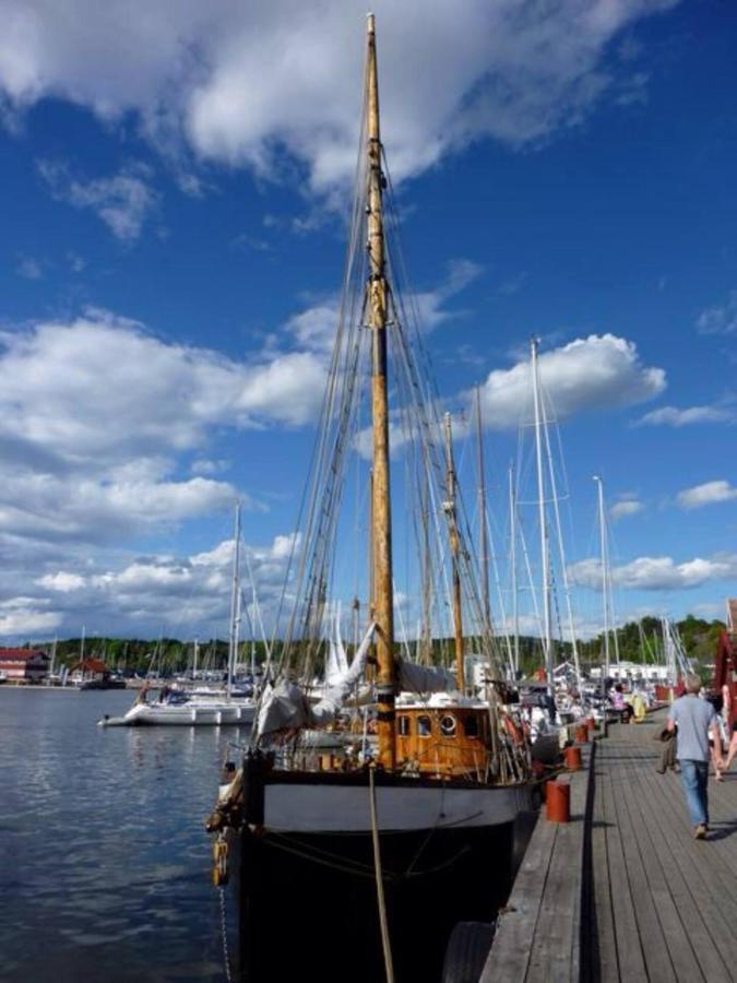 Leilighet I Sorlandshus I Son - Sjoutsikt - Naer Son Spa ภายนอก รูปภาพ